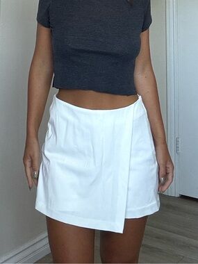 Vero Moda White Asymmetrical Skort